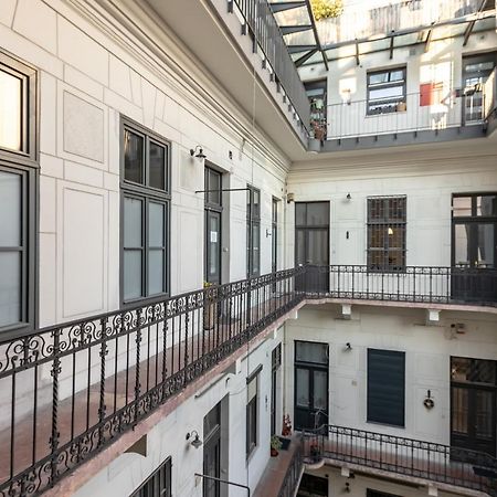 Friendly Home In The Center With 2Bedrooms Budapest Luaran gambar