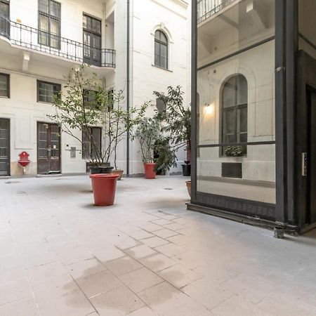 Friendly Home In The Center With 2Bedrooms Budapest Luaran gambar