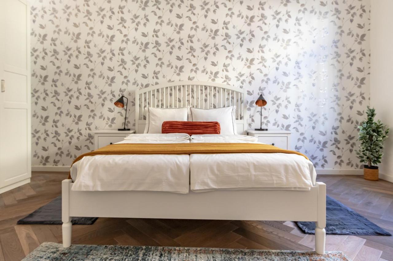 Friendly Home In The Center With 2Bedrooms Budapest Luaran gambar